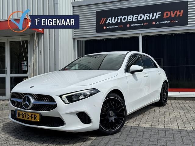 Wit Gebruikt 2018 Mercedes A180 Hatchback | € 21.995 (Eerlijke prijs) - Afbeelding 1/4