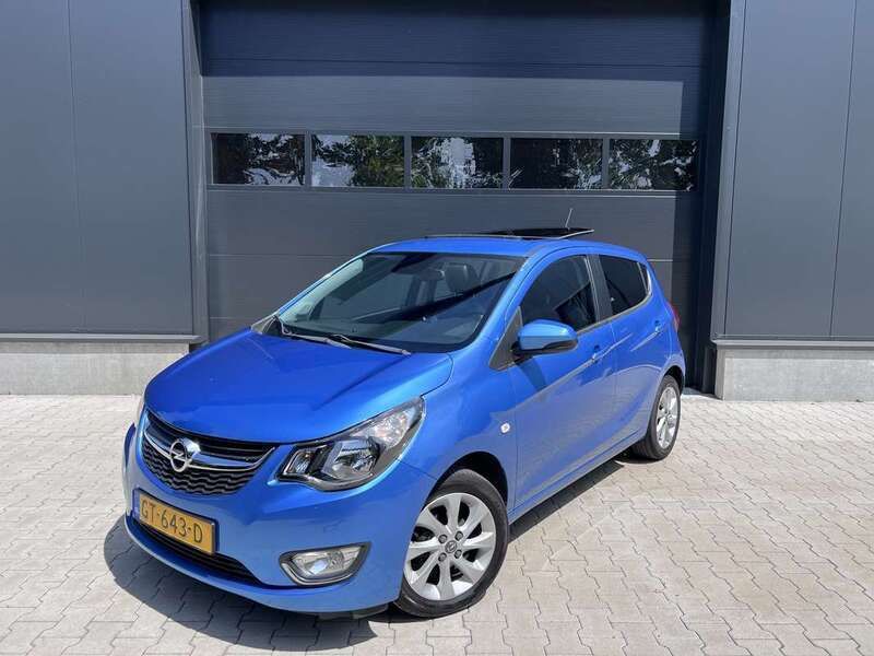 Blauw Gebruikt 2015 Opel Astra Cosmo Hatchback | € 6.495 (Goede deal) - Afbeelding 1/4
