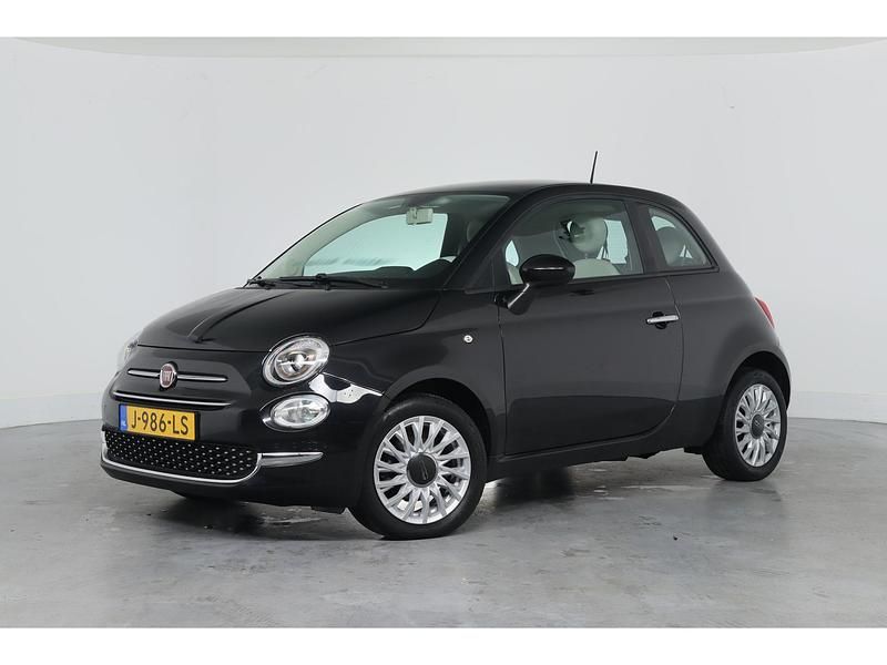 Zwart Gebruikt 2020 Fiat 500 Lounge Hatchback | € 11.400 (Eerlijke prijs) - Afbeelding 1/4