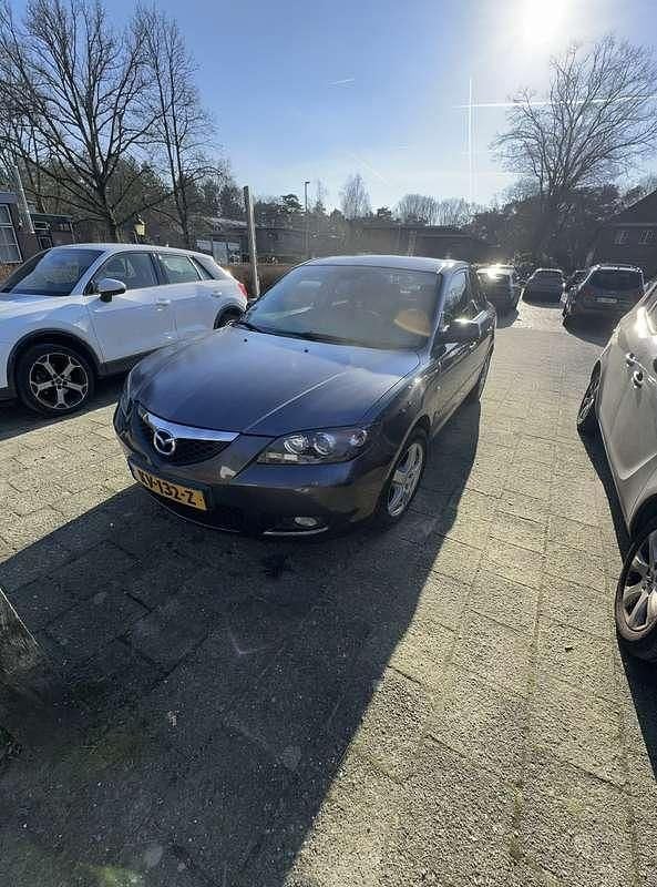Gebruikt 2007 Mazda 3 Active Sedan | € 1.500 (Super prijs) - Afbeelding 1/4