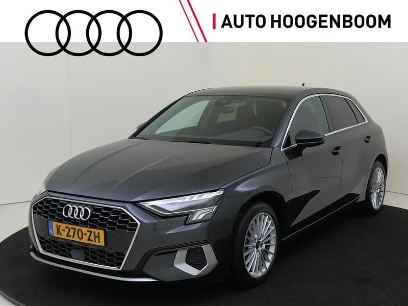 Grijs Gebruikt 2021 Audi A3 Sportback Business Hatchback | € 24.950 (Goede deal) - Afbeelding 1/4