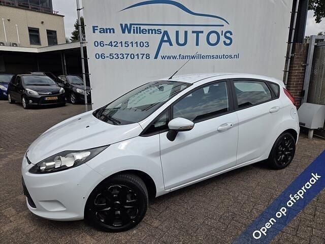 Wit Gebruikt 2012 Ford Fiesta Limited Hatchback | € 4.499 (Eerlijke prijs) - Afbeelding 1/4