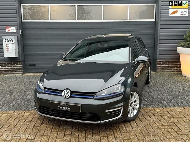 Grijs Gebruikt 2015 VW Golf VII GTE Hatchback | € 9.999 (Goede deal) - Afbeelding 1/4
