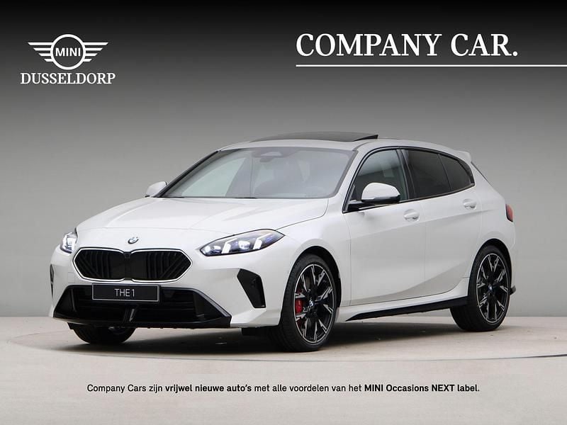 Wit Gebruikt 2025 BMW 120 M Sport Hatchback | € 54.027 - Afbeelding 1/4