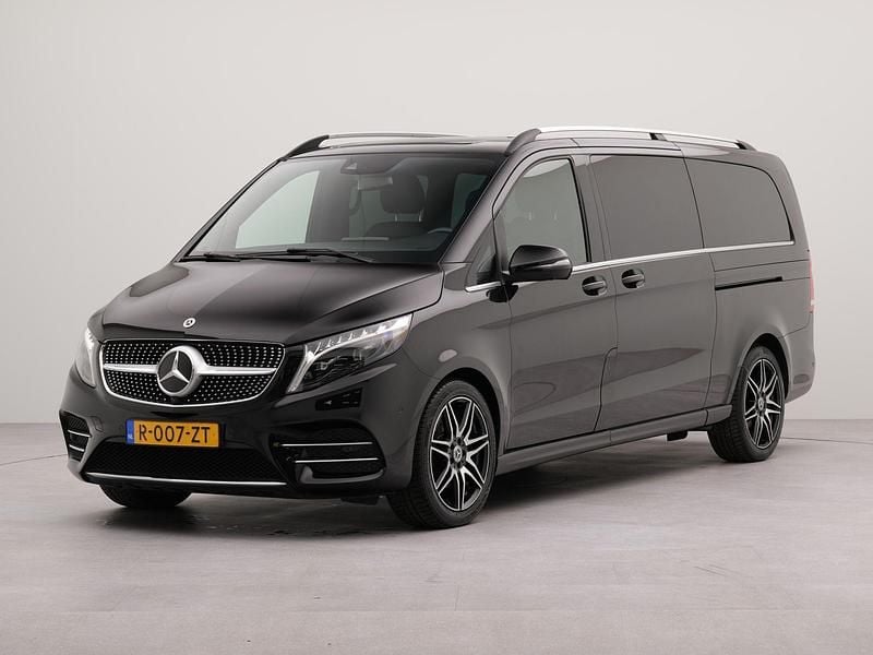 Zwart Gebruikt 2022 Mercedes V300 Avantgarde Edition MPV | € 76.500 - Afbeelding 1/4