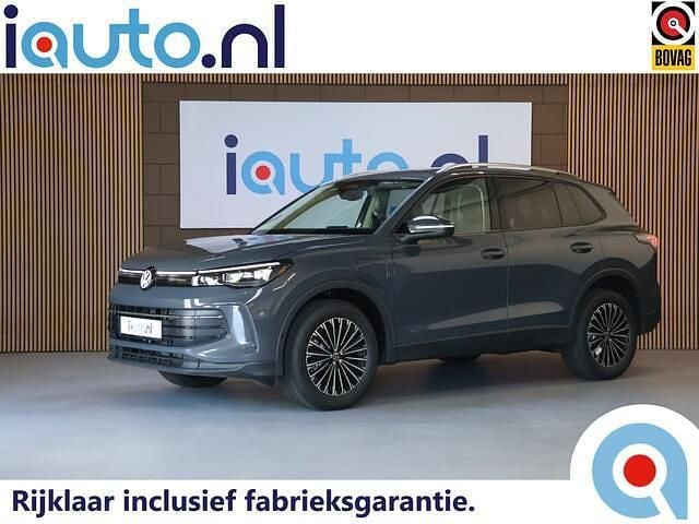 Grijs Nieuw 2025 VW Tiguan Edition SUV | € 49.745 (Super prijs) - Afbeelding 1/4