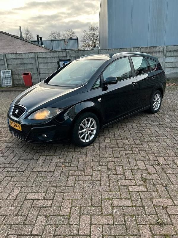 Gebruikt 2011 Seat Altea XL MPV | € 2.650 (Goede deal) - Afbeelding 1/4