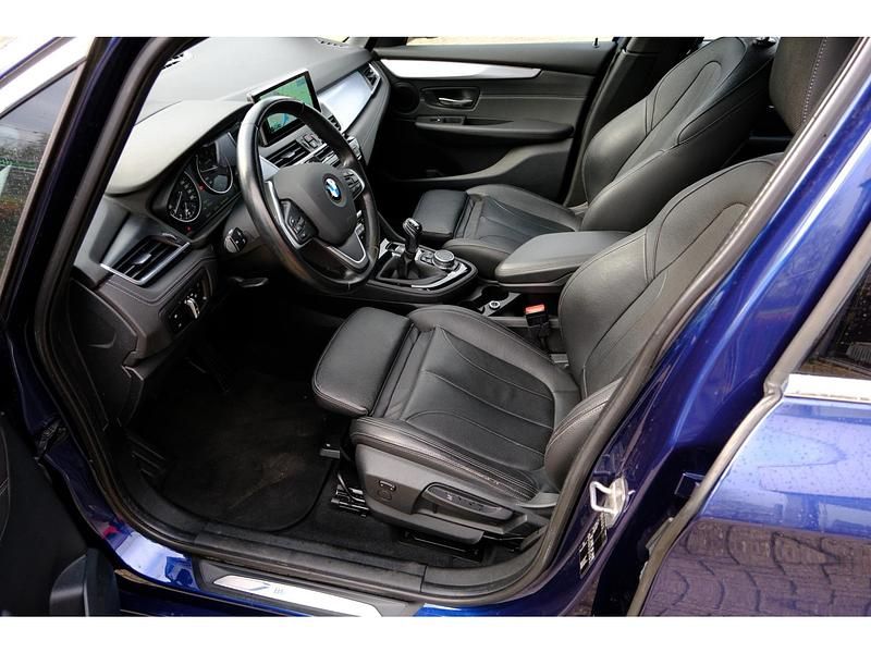 Occasion BMW 218 Sport Line 136 PK (100 kW) 2015 Blauw Stationwagen