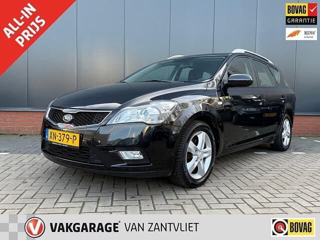 Zwart (metallic) Occasion 2012 Kia Ceed Hatchback | € 4.495 (Goede deal) - Afbeelding 1/4