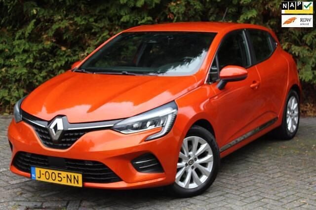 Oranje Gebruikt 2020 Renault Clio V Intens Hatchback | € 14.450 (Eerlijke prijs) - Afbeelding 1/4