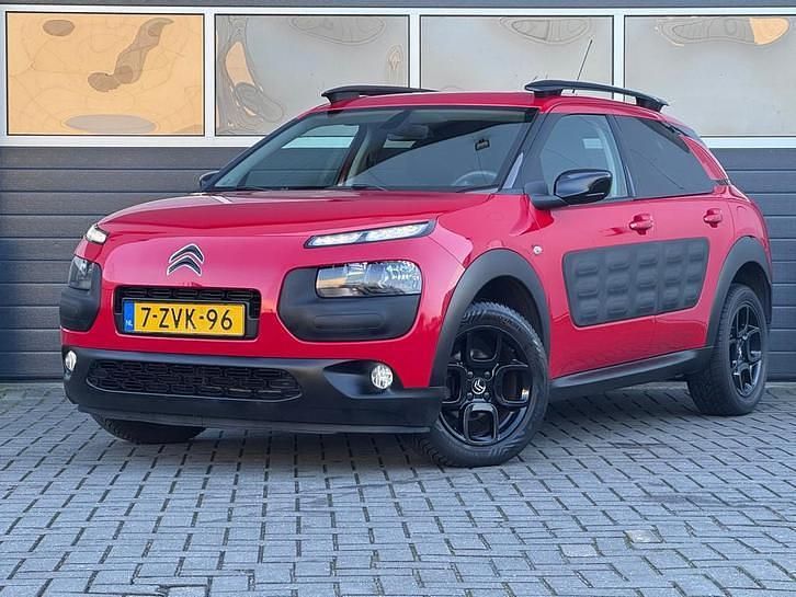 Occasion 2015 Citroën C4 Cactus Shine Hatchback | € 8.950 (Eerlijke prijs) - Afbeelding 1/4