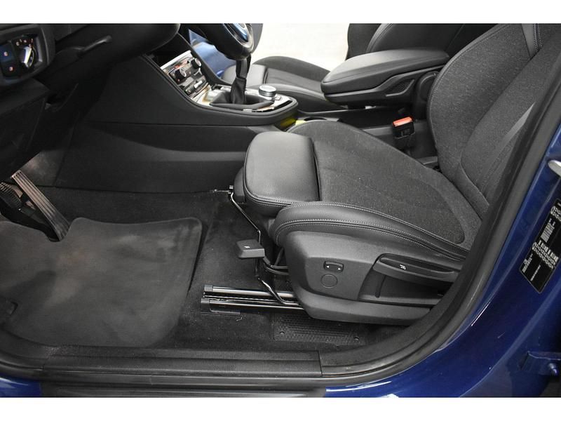 Occasion BMW 218 Executive 140 PK (102 kW) 2021 Blauw Stationwagen