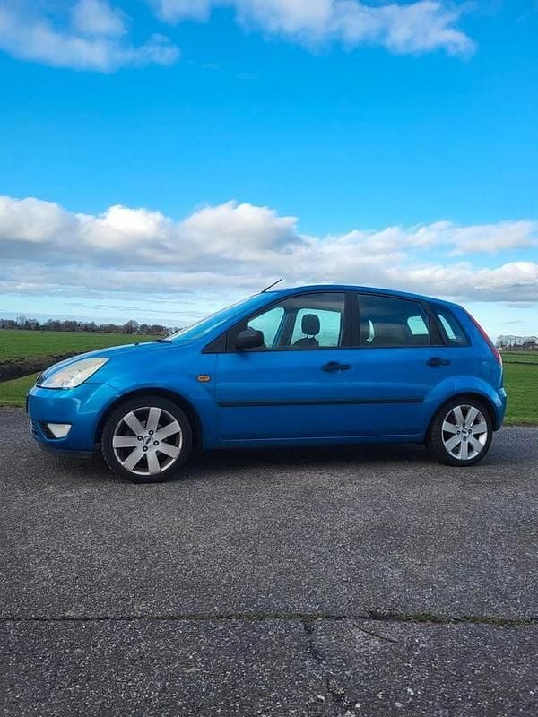 Gebruikt 2004 Ford Fiesta | € 1.350 (Goede deal) - Afbeelding 1/4