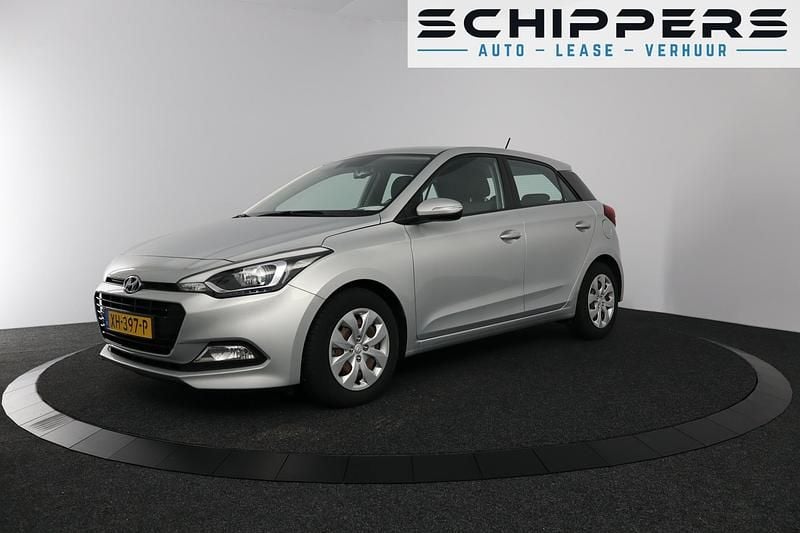 Grijs Gebruikt 2019 Hyundai i20 Comfort Hatchback | € 14.900 (Eerlijke prijs) - Afbeelding 1/4