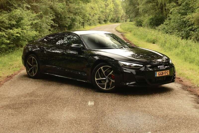 Zwart Gebruikt 2021 Audi e-tron GT quattro Sedan | € 53.000 (Eerlijke prijs) - Afbeelding 1/4