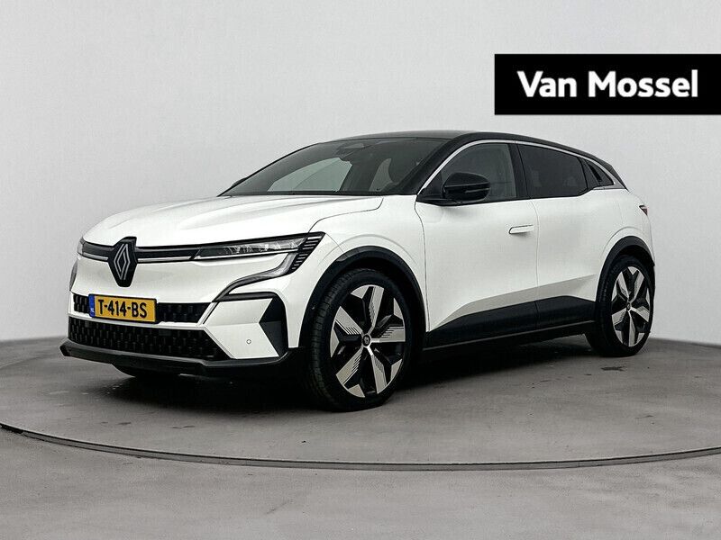 Wit Gebruikt 2023 Renault Mégane Techno Hatchback | € 30.940 (Eerlijke prijs) - Afbeelding 1/4