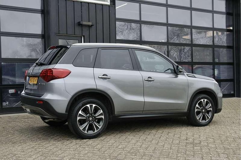 Occasion Suzuki Vitara 142 PK (104 kW) 2019 Grijs SUV
