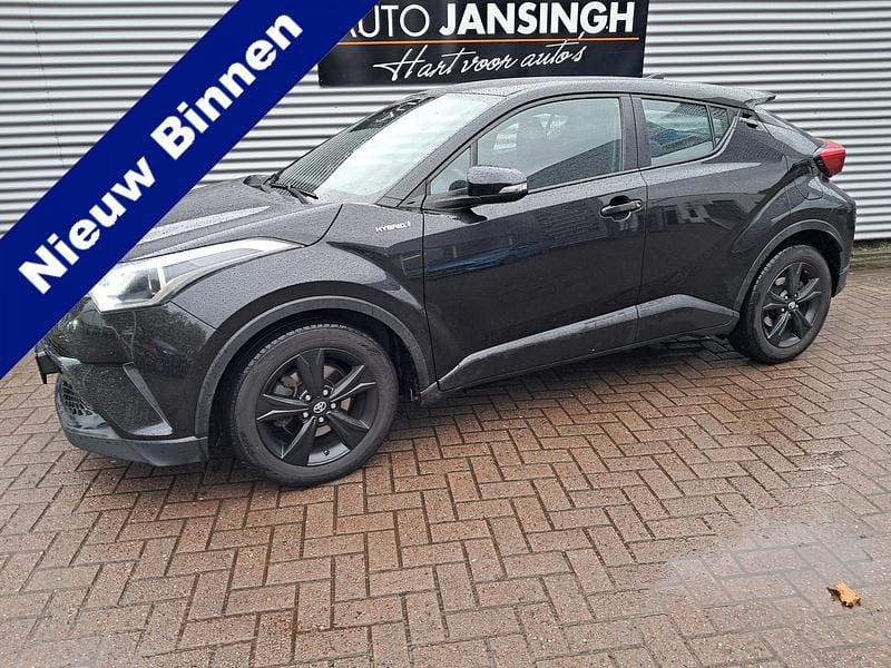 Zwart (metallic) Gebruikt 2017 Toyota C-HR+ SUV | € 17.945 - Afbeelding 1/4