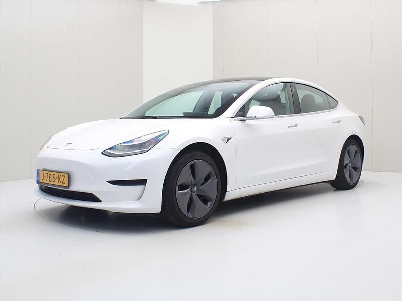 Wit Gebruikt 2020 Tesla Model 3 Standard Range Sedan | € 18.900 (Goede deal) - Afbeelding 1/4