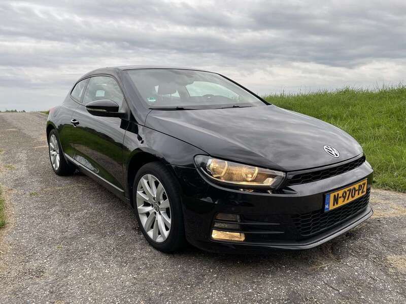 Zwart Gebruikt 2014 VW Scirocco Coupé | € 12.500 (Eerlijke prijs) - Afbeelding 1/4
