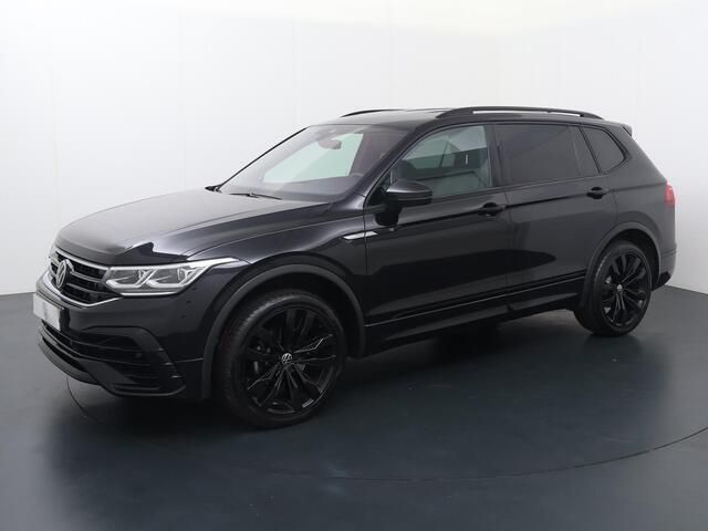 Zwart Gebruikt 2023 VW Tiguan Allspace Business+ SUV | € 42.940 (Iets duurder) - Afbeelding 1/4