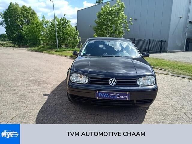 Occasion VW Golf IV 75 PK (55 kW) 2003 Zwart, metallic lak Hatchback