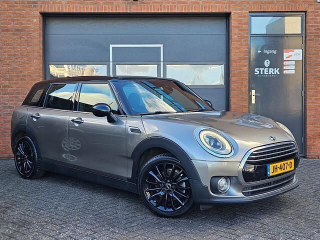 Grijs (metallic) Occasion 2016 Mini Cooper Clubman Business Stationwagen | € 12.450 (Eerlijke prijs) - Afbeelding 1/4