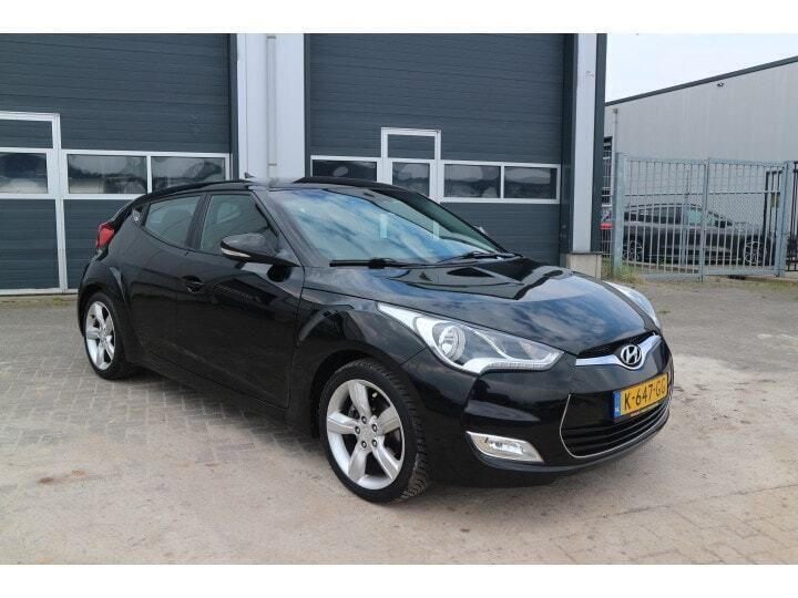 Zwart Gebruikt 2012 Hyundai Veloster Hatchback | € 6.950 (Goede deal) - Afbeelding 1/4