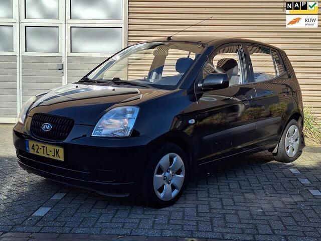 Zwart Occasion 2006 Kia Picanto Light Hatchback | € 2.450 (Eerlijke prijs) - Afbeelding 1/4