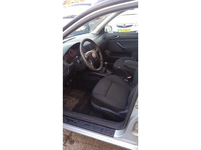 Occasion VW Golf IV Comfortline 105 PK (77 kW) 2004 Grijs Stationwagen