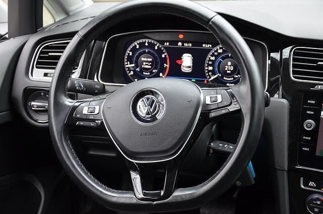 Occasion VW Golf VII Highline 150 PK (110 kW) 2017 Wit Hatchback