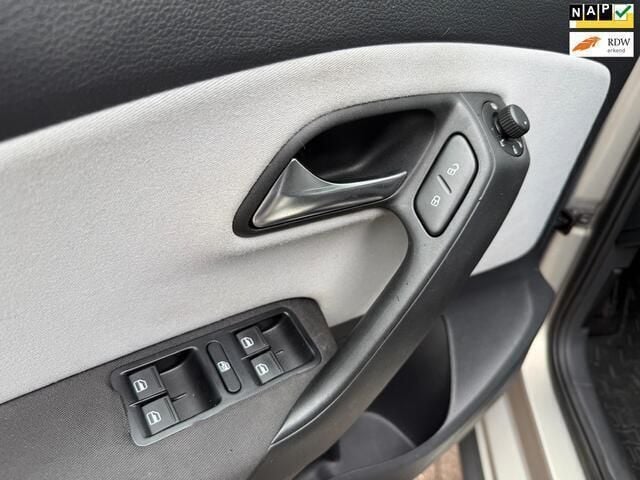 , metallic lak Gebruikt 2012 VW Polo Cross Hatchback | € 6.999 (Goede deal) - Afbeelding 1/4