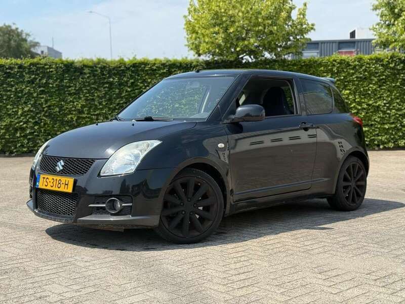 Zwart, metallic lak Gebruikt 2008 Suzuki Swift Sport Hatchback | € 2.999 (Goede deal) - Afbeelding 1/4