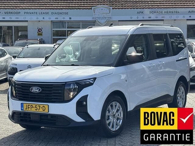 Wit Gebruikt 2024 Ford Tourneo Courier Limited MPV | € 29.999 - Afbeelding 1/4