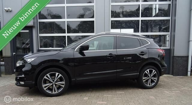 Zwart Gebruikt 2019 Nissan Qashqai N-Connecta SUV | € 17.950 (Iets duurder) - Afbeelding 1/4