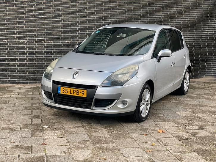 Occasion 2010 Renault Scénic III MPV | € 2.450 (Goede deal) - Afbeelding 1/4