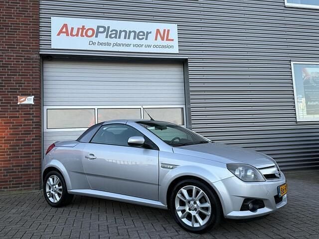 Occasion Opel Tigra Cosmo 90 PK (66 kW) 2005 Grijs Cabriolet