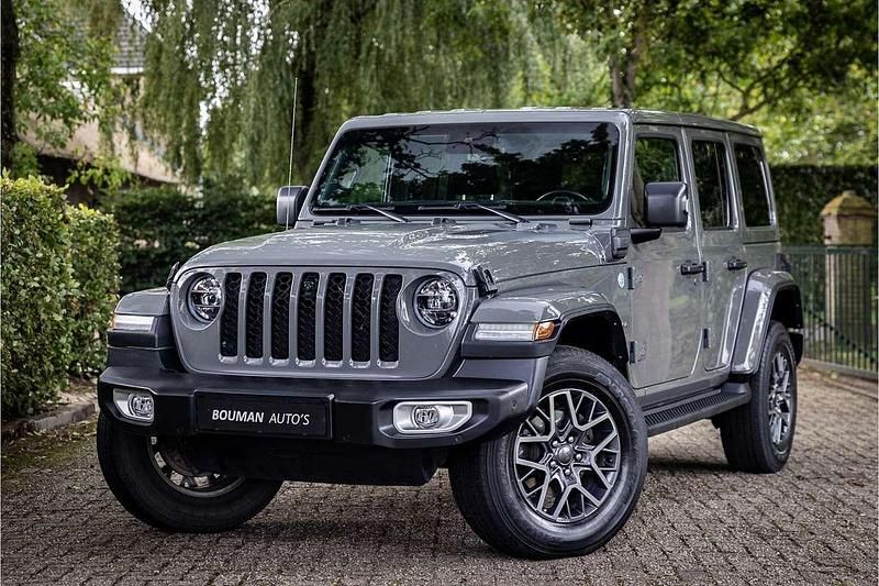 Grijs Gebruikt 2021 Jeep Wrangler Unlimited Sahara SUV | € 56.750 (Eerlijke prijs) - Afbeelding 1/4