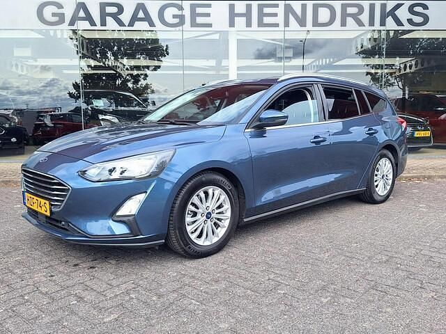Blauw Gebruikt 2019 Ford Focus Titanium Stationwagen | € 15.445 (Eerlijke prijs) - Afbeelding 1/4