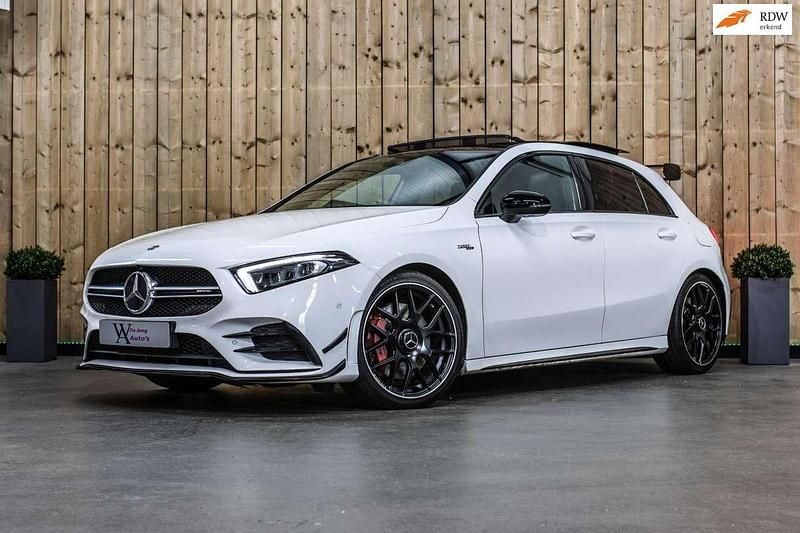 Wit Gebruikt 2019 Mercedes A35 AMG AMG Hatchback | € 33.950 (Goede deal) - Afbeelding 1/4