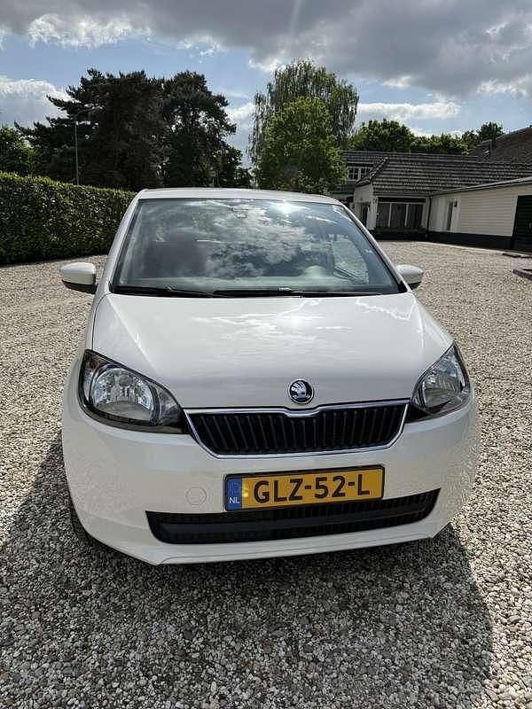 Wit Occasion 2015 Skoda Citigo Ambition Hatchback | € 6.499 (Goede deal) - Afbeelding 1/4