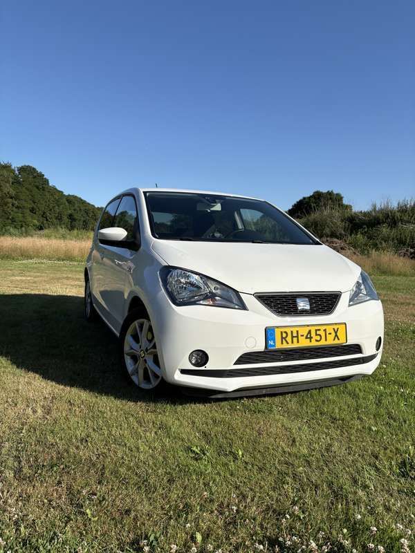 Wit Gebruikt 2017 Seat Mii Sport Hatchback | € 7.995 (Eerlijke prijs) - Afbeelding 1/4