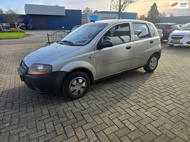 Grijs Gebruikt 2003 Chevrolet Kalos Hatchback | € 899 (Eerlijke prijs) - Afbeelding 1/4