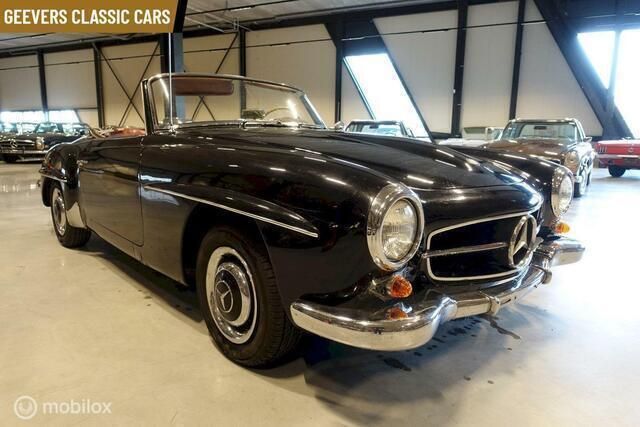 Zwart Gebruikt 1962 Mercedes 190 Sedan | € 68.500 - Afbeelding 1/4