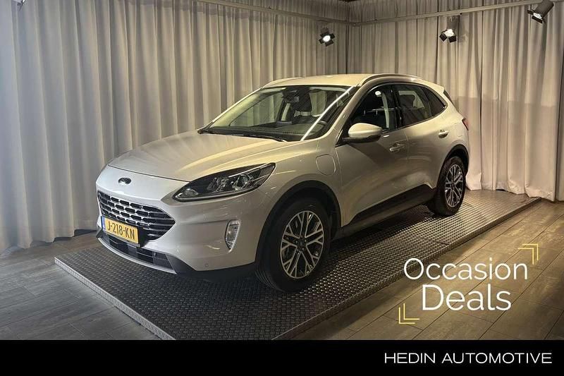 Grijs Occasion 2020 Ford Kuga Titanium SUV | € 19.945 (Eerlijke prijs) - Afbeelding 1/3