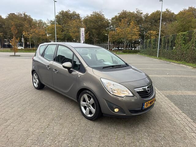 Bruin Gebruikt 2010 Opel Meriva Edition MPV | € 3.750 (Eerlijke prijs) - Afbeelding 1/4