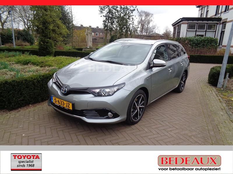 Occasion Toyota Auris Edition 99 PK (72 kW) 2018 Grijs Stationwagen