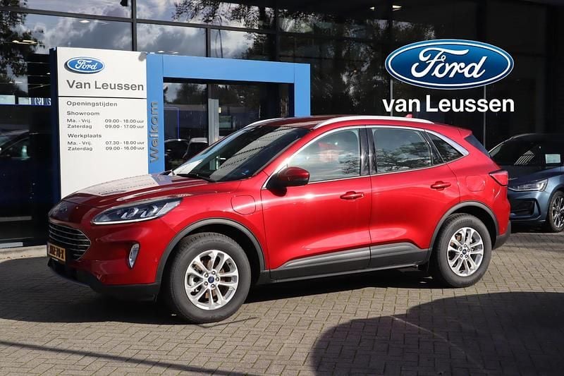 Rood Gebruikt 2024 Ford Kuga Titanium SUV | € 32.790 (Super prijs) - Afbeelding 1/4