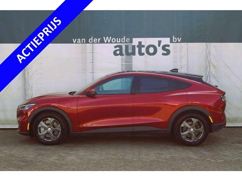 Rood Gebruikt 2021 Ford Mustang Mach-E SUV | € 22.900 (Goede deal) - Afbeelding 1/4
