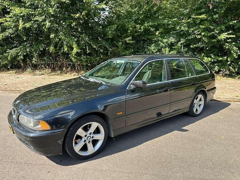 Blauw Gebruikt 2000 BMW 520 Stationwagen | € 3.450 (Eerlijke prijs) - Afbeelding 1/4